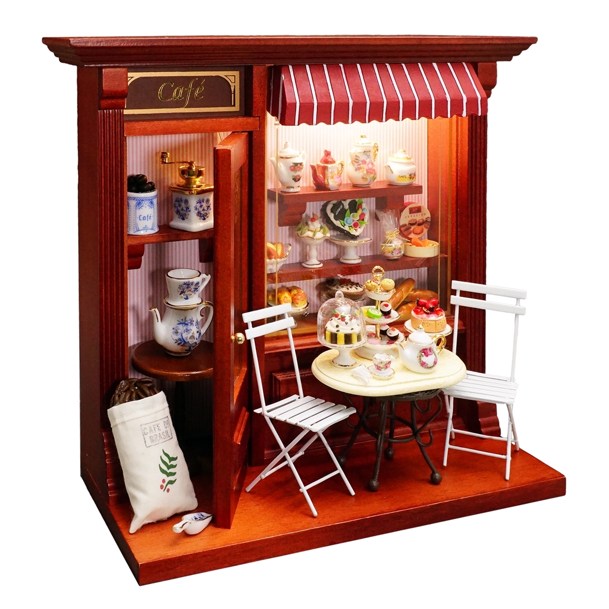 Terrassen Café mit Beleuchtung
