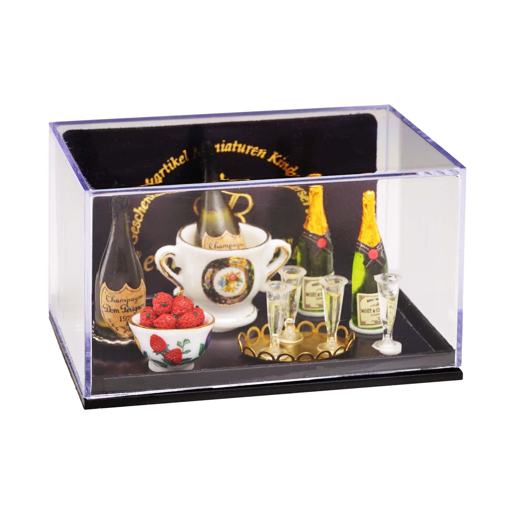 Champagner Frühstück mit Erdbeeren