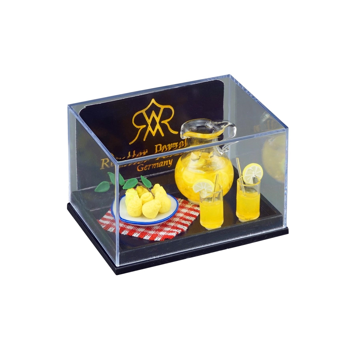 Zitronenlimonade mit frischen Zitronen