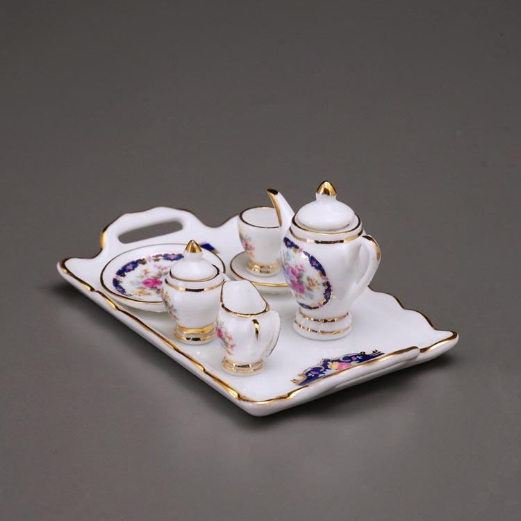 Teeservice auf Tablett - Dekor Royal Blau - Größe 1:10