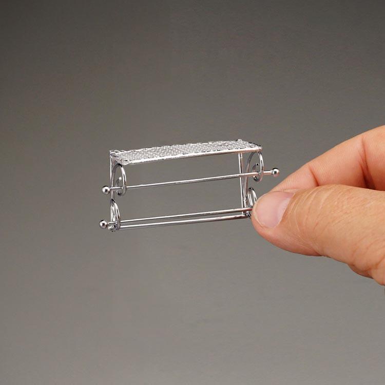 Badehandtuchablage Metalloptik