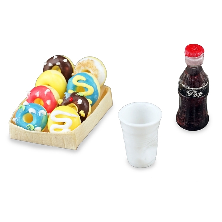 Donuts und Cola mit Porzellan Knitterbecher