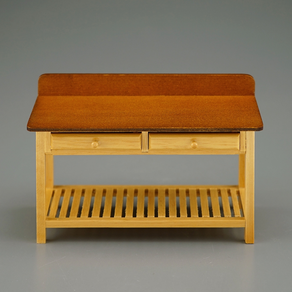 Backtisch aus Holz