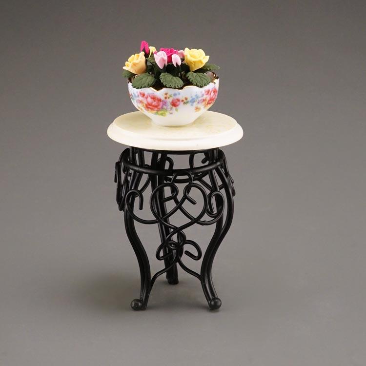 Beistelltisch mit Rosenschale - Dekor Dresdner Rose