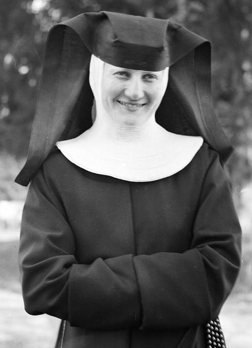 Pillendose groß "Er liebt mich"
