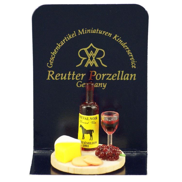 Wein mit Käsebrett